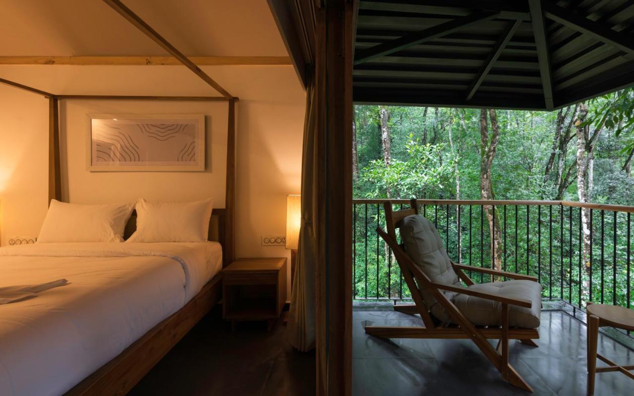 Hotel Ayatana Coorg à Somvārpet Extérieur photo