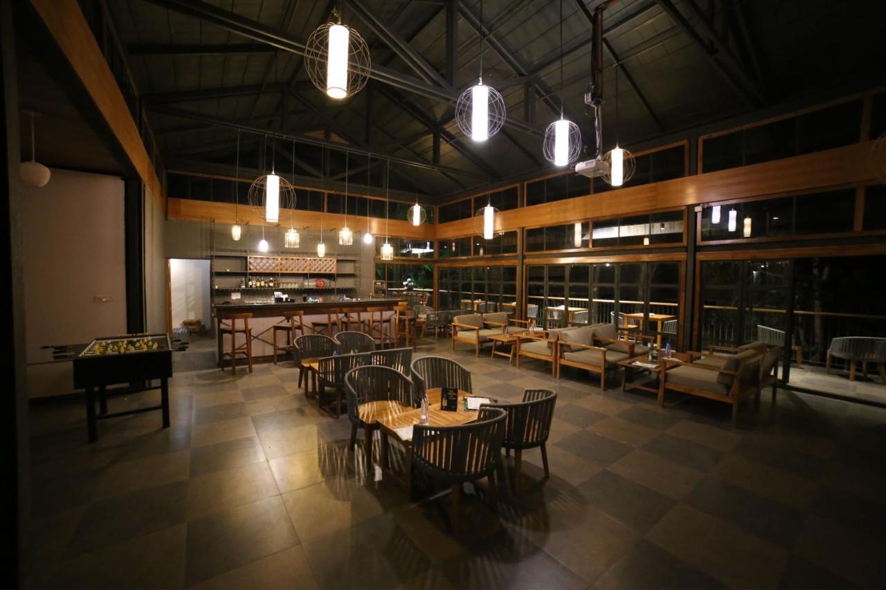 Hotel Ayatana Coorg à Somvārpet Extérieur photo