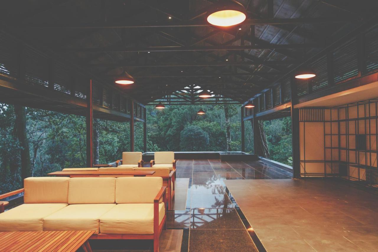 Hotel Ayatana Coorg à Somvārpet Extérieur photo