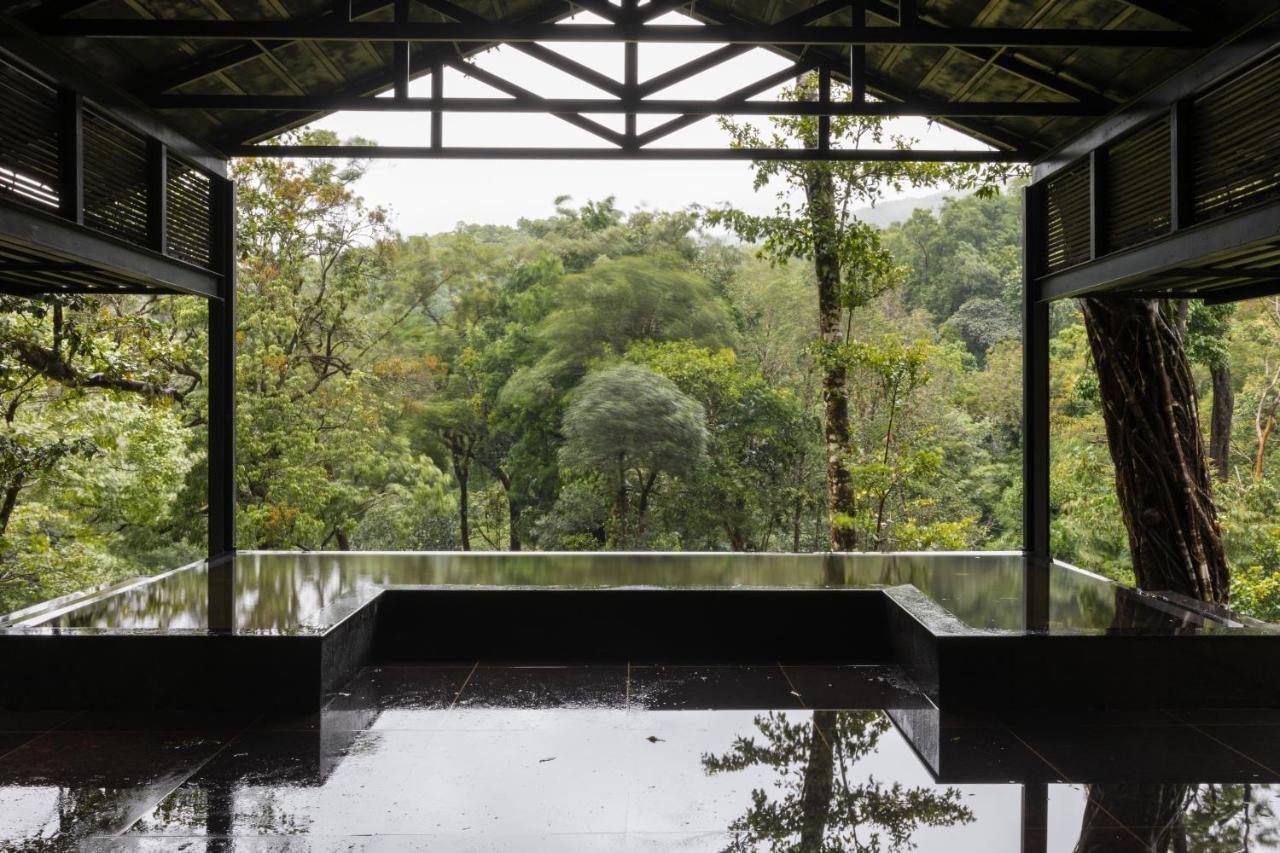 Hotel Ayatana Coorg à Somvārpet Extérieur photo