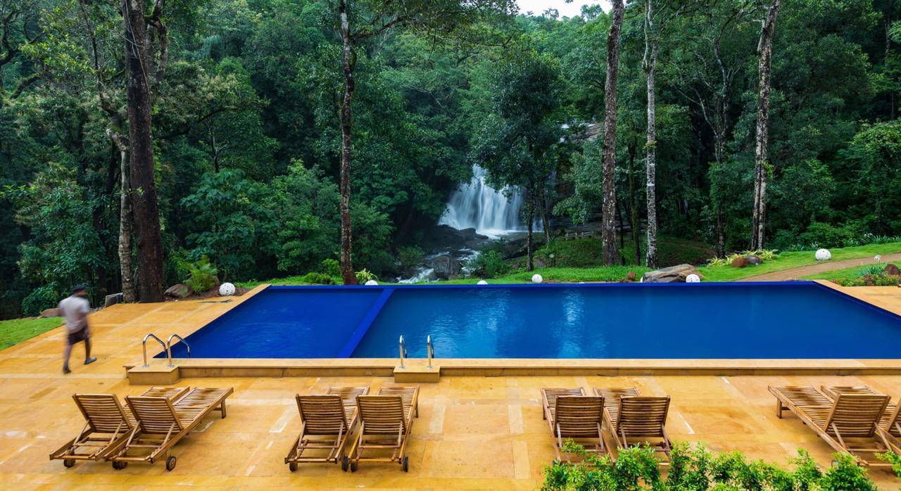 Hotel Ayatana Coorg à Somvārpet Extérieur photo